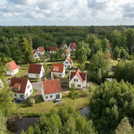 Restyled House With Sauna, Near Dom wakacyjny